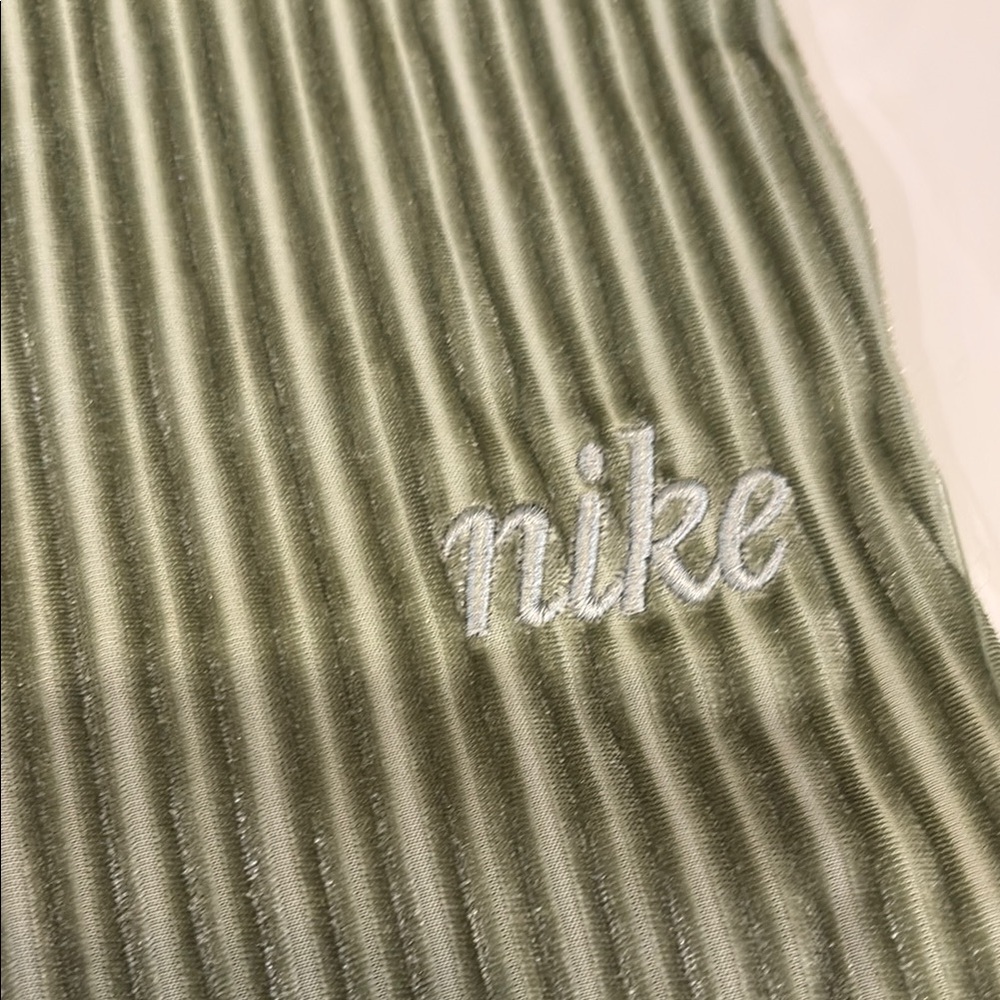 New with Tags! Nike Green Flared Casual Bottoms with Ribbed Knit